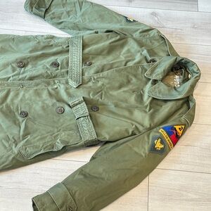 US Army military vintage trench coat with patch and liner